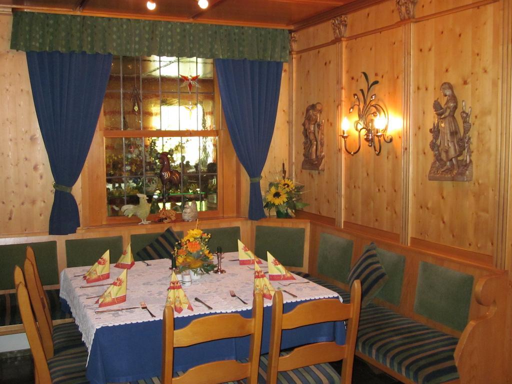 Gasthof Rodachtal Mit Gaestehaus Katharina Schwarzenbach am Wald Exterior photo